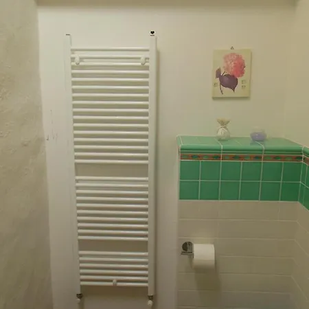 Nyaraló Tra E Collina